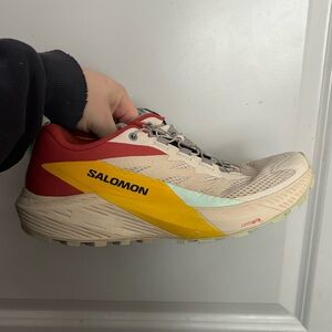 Salomon Women’s 8 Sense Ride 5 Rainy Day Hot Sauce Sneakers